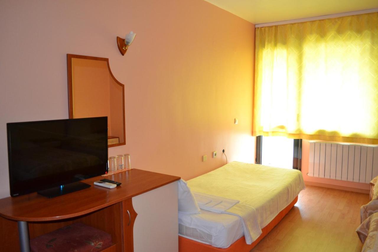 Hotel Perla Gorna Oryakhovitsa Luaran gambar